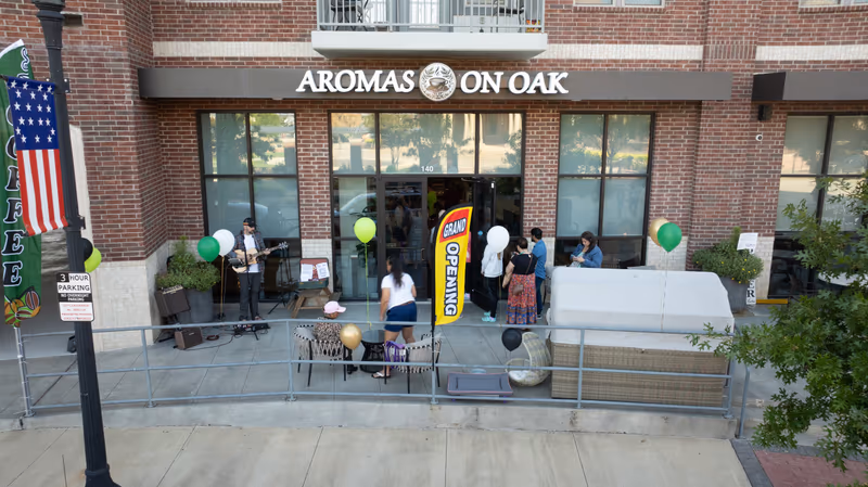 Aerial view of Aromas on Oak